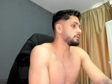 Chaturbate Free Porn Cam of troywade