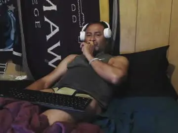Chaturbate Watch Live Sex Cams of dantehot82