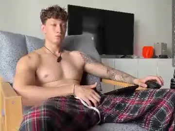 Chaturbate Live Sex Cam of lyon_power_