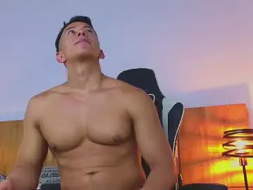 Chaturbate Live Porn of claytonburgues