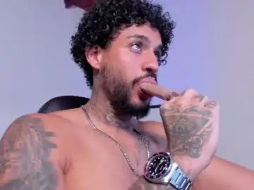 Chaturbate Adult Webcams of luigi1_