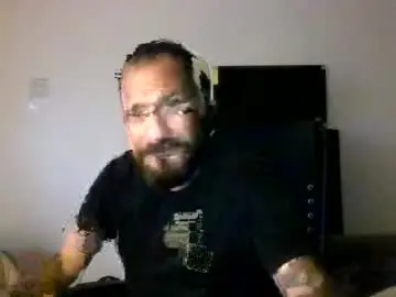 Chaturbate Adult Video Chat of larrabee13