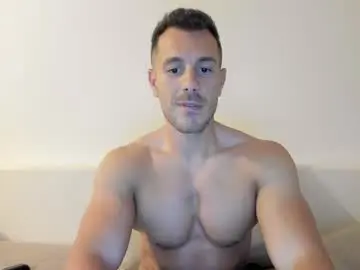 Chaturbate Live Sex of roberto4ever