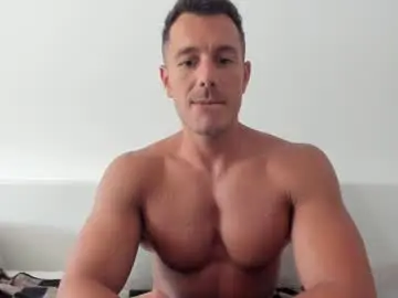 Chaturbate Watch Live Sex Cams of roberto4ever