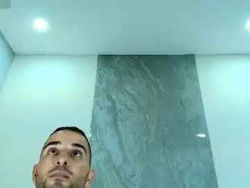 Chaturbate Live Porn of lorenzo_walker_