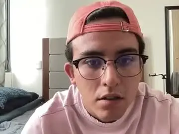 Chaturbate Free Live Porn of adriannn222