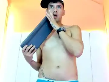Chaturbate Watch Live Sex Cams of mckinley_os