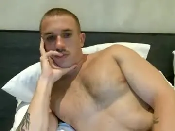 Chaturbate Live Porn of muscleshow00