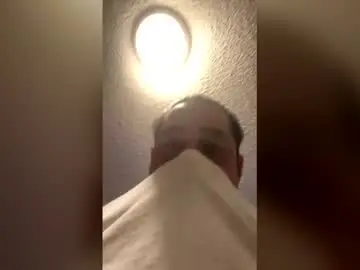 Chaturbate Watch Live Sex Cams of brownieeeeeeeee