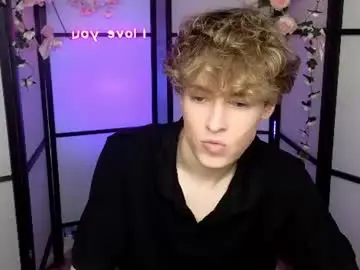 Chaturbate Adult Webcams of curly_twinkboy