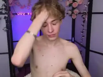 Chaturbate Sex Chat of curly_twinkboy