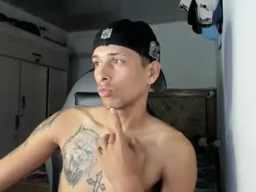 Chaturbate Live Sex Cam of masteralda09