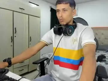 Chaturbate Free Live Porn of masteralda09