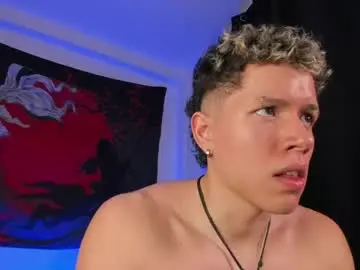 Chaturbate Live Sex Cam of nathan_blake_
