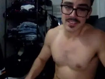 Chaturbate Sex Chat of luvrboy77