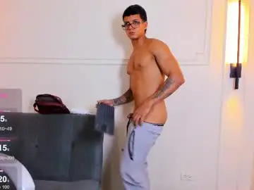 Chaturbate Adult Webcams of paradise_boy_s