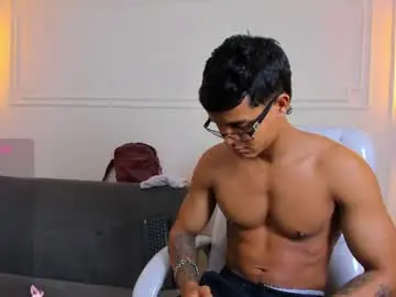 Chaturbate Live Porn of paradise_boy_s