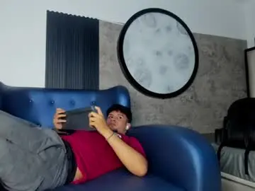 Chaturbate Free Porn Cam of valentino_stonee