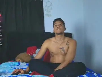 Chaturbate Watch Live Sex Cams of roy_barney