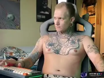 Chaturbate Free Porn Cam of paul_razor