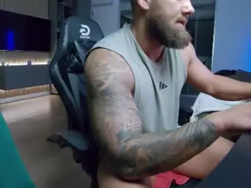 Chaturbate Sex Cam of enrikoblue