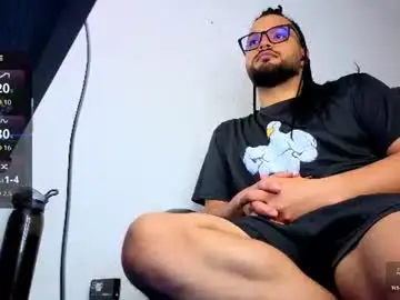 Chaturbate Live Sex Cam of ernesto_rodriguez_82