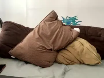 Chaturbate Live Sex Cam of tommyg6420