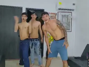 Chaturbate Live Sex Cam of voyeurism_guys