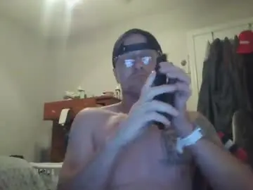 Chaturbate Free Porn Cam of wildestdick69