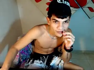 Chaturbate Free Live Porn of jesshot_bigcock