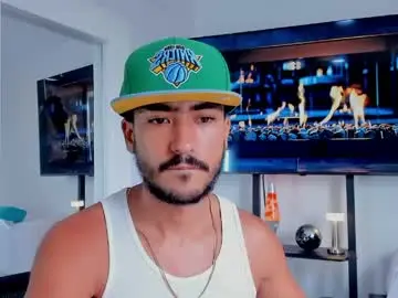 Chaturbate Free Live Porn of david_johnson372
