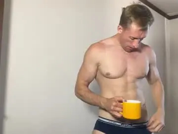 Chaturbate Live Sex Cam of marc105100