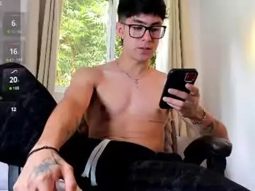Chaturbate Live Sex of etham_wolf1