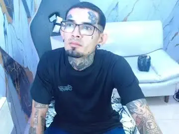 Chaturbate Live Sex of boy_tatto77