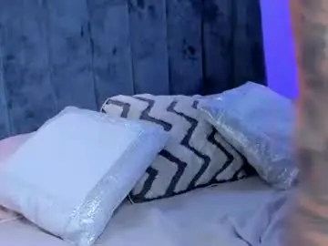 Chaturbate Free Porn Cam of kroywave