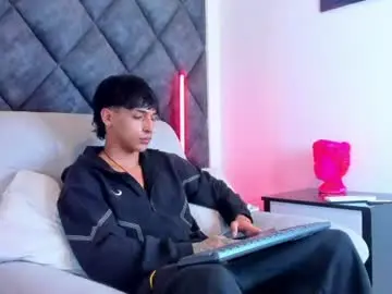 Chaturbate Adult Video Chat of kroywave