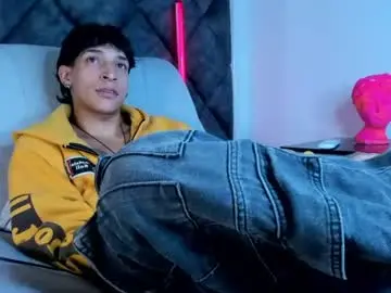 Chaturbate Free Porn Cam of kroywave