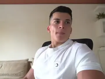 Chaturbate Sex Cam of maximohoot