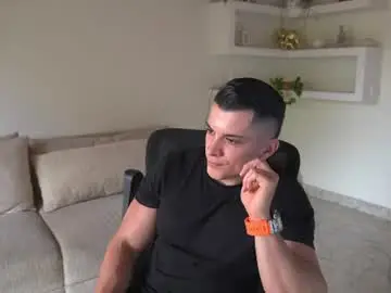 Chaturbate Free Live Porn of maximohoot