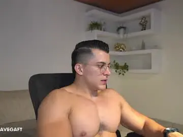 Chaturbate Live Porn of maximohoot