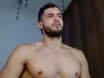 Chaturbate Live Sex Cam of noah_jhonsonn