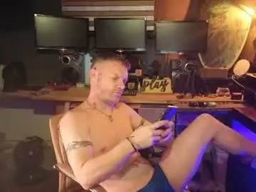 Chaturbate Free Live Porn of str8foryouguy