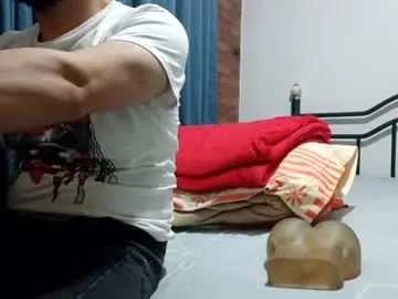 Chaturbate Live Sex Cam of dinchtcams