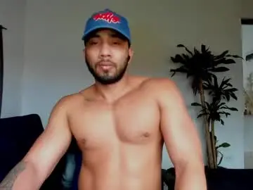 Chaturbate Free Live Porn of cristobal12cock