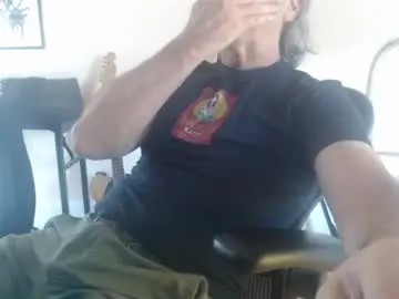 Chaturbate Live Sex Cam of joebo7575