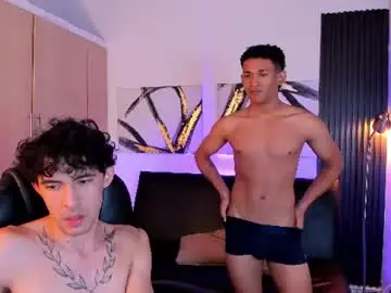 Chaturbate Best live sex cam show of sweet_wallen