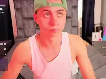 Chaturbate Live Porn of leomonnroe