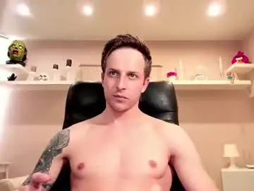 Chaturbate Live Sex Cam of chriscarrey