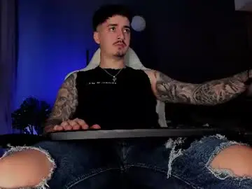Chaturbate Live Sex Cam of matt_thestud