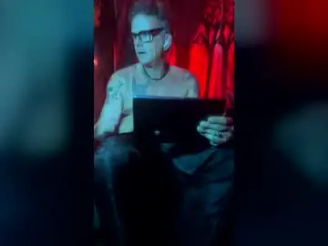Chaturbate Live Porn of trent_pounder